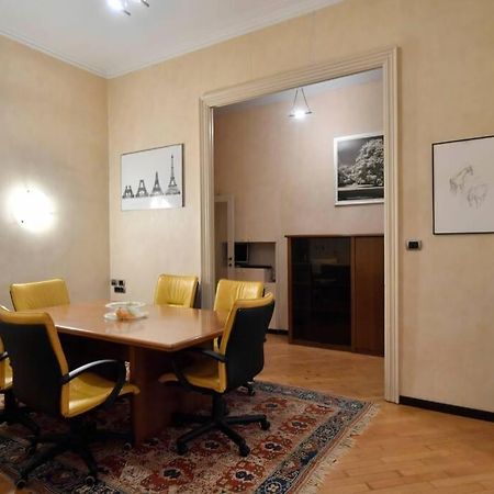 Ampio Appartamento Milano Centro Crocetta Екстериор снимка
