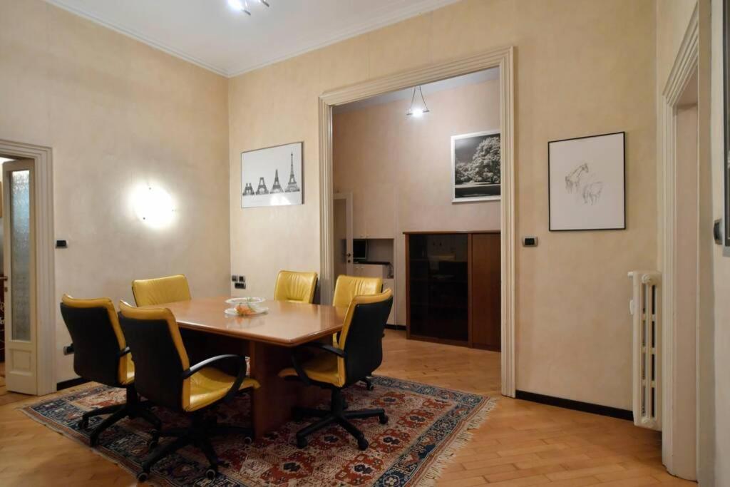 Ampio Appartamento Milano Centro Crocetta Екстериор снимка